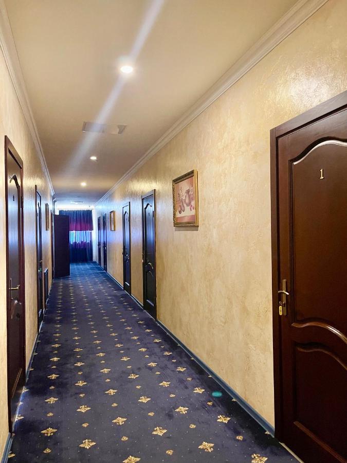 Hotel Kiev Lomakin Экстерьер фото